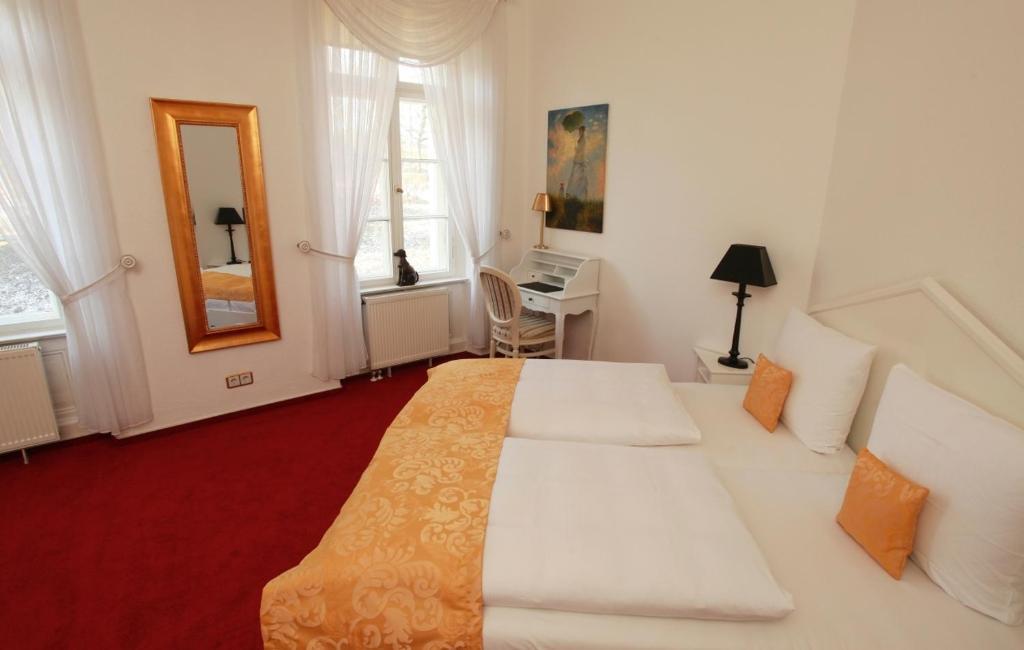 Schloss-Hotel Kittendorf Jurgenstorf Pokoj fotografie